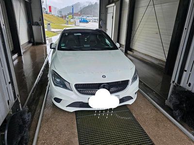 Gebraucht Mercedes CLA200 156 PS (114 kW) 2014 Weiß Limousine