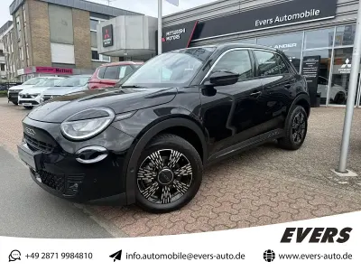 Gebraucht Fiat 600 101 PS (74 kW) 2025 Schwarz SUV