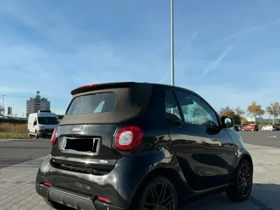 Gebraucht Smart ForTwo Cabrio 90 PS (66 kW) 2018 Schwarz Cabrio