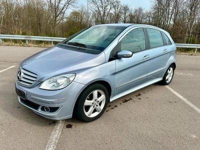 Mercedes B180
