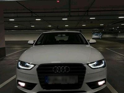 Gebraucht Audi A4 Ambiente 177 PS (130 kW) 2012 Weiß Kombi