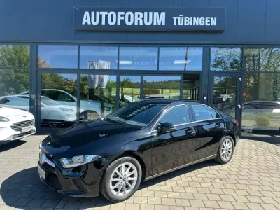 Gebraucht Mercedes 200 150 PS (110 kW) 2023 Schwarz Limousine