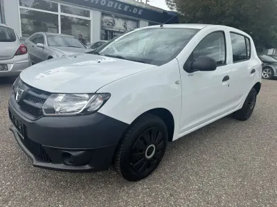 Gebraucht Dacia Sandero Essentiel 75 PS (55 kW) 2015 Limousine