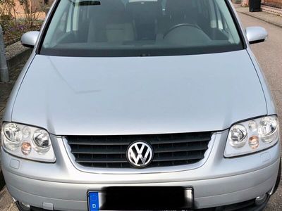 gebraucht VW Touran 2l Benzin 150 PS Bj.05 172000 km Springt nicht an