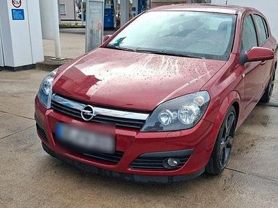 Gebraucht Opel Astra Sport 105 PS (77 kW) 2006 Rot Limousine