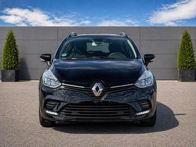 Second-hand Renault Clio IV Life 75 CP (55 kW) 2016 Negru Berlinǎ