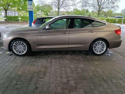 Beige Gebraucht 2014 BMW 320 Gran Turismo Luxury Line Limousine | 13.299 € (Fairer Preis)
