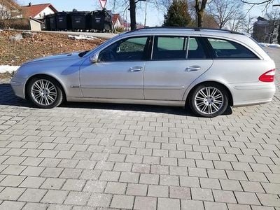 Silber Gebraucht 2003 Mercedes E240 Elegance Kombi | 1.850 € (Fairer Preis)