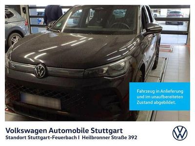 Deep black perleffekt Gebraucht 2024 VW Tiguan R-line SUV | 49.930 € (Etwas zu teuer)