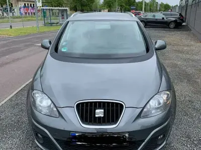 Gebraucht Seat Altea Copa 125 PS (91 kW) 2012 Grau Van / Kleinbus