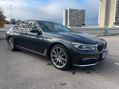 BMW 730