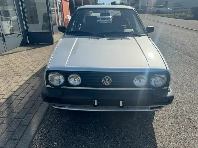 Gebraucht VW Golf II 90 PS (66 kW) 1990 Silber Kleinwagen