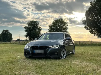Gebraucht BMW 318 Shadowline 150 PS (110 kW) 2019 Grau Kombi