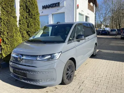 Gebraucht VW Multivan Style 150 PS (110 kW) 2024 Pure grey, pure grey Van / Kleinbus