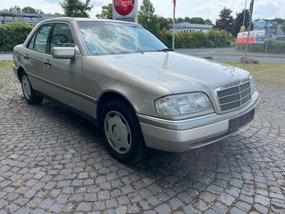 Mercedes 180