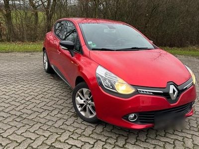 Gebraucht Renault Clio IV 74 PS (54 kW) 2015 Rot Kleinwagen