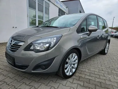 Używany Opel Meriva Innovation 110 KM (80 kW) 2010 Brązowy Minivan