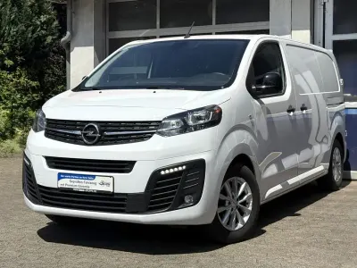 Gebraucht Opel Vivaro-e Combi Selection 120 PS (88 kW) 2023 Weiß Van / Kleinbus