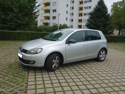 Usado VW Golf VII Style 105 HP (77 kW) 2012 Prateado Sedan
