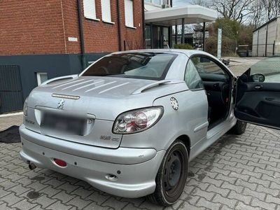 gebraucht Peugeot 207 CC 