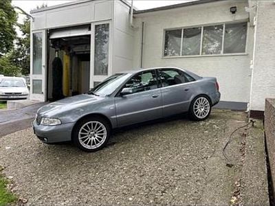 Gebraucht Audi A4 125 PS (91 kW) 1999 Grau Limousine