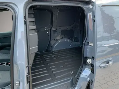 Gebraucht Ford Transit Connect Limited 102 PS (75 kW) 2025 Grau Van / Kleinbus