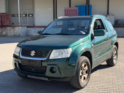 Second-hand Suzuki Grand Vitara Club 129 CP (94 kW) 2008 Verde SUV