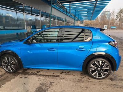 Second-hand Peugeot 208 Allure GT-Line 101 CP (74 kW) 2020 Albastru Hatchback