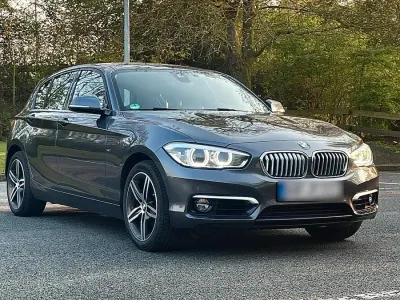 Usata BMW 120 Urban Line 184 CV (135 kW) 2016 Grigio Utilitaria