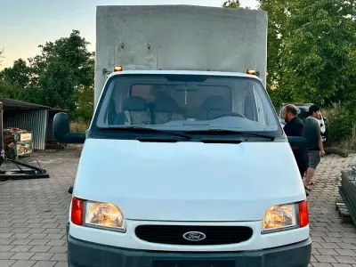 Gebraucht Ford Transit 86 PS (63 kW) 1998 Weiß Van