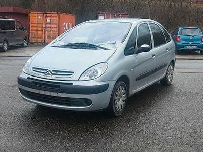 Gebraucht Citroën Xsara Picasso Comfort 116 PS (85 kW) 2005 Silber Van / Kleinbus