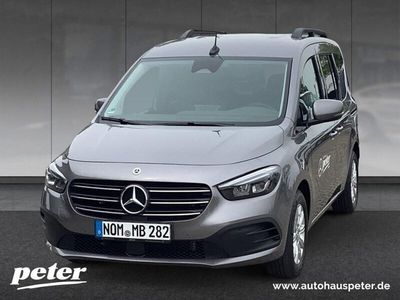 Gebraucht Mercedes T180 Progressive 116 PS (85 kW) 2025 Chromitgrau metallic Van / Kleinbus