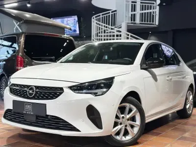 Gebraucht Opel Corsa Elegance 101 PS (74 kW) 2023 Weiß Kleinwagen