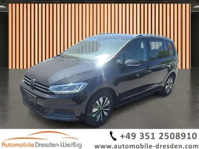 Gebraucht VW Touran Comfortline 150 PS (110 kW) 2025 Grenadillschwarz metallic Van / Kleinbus