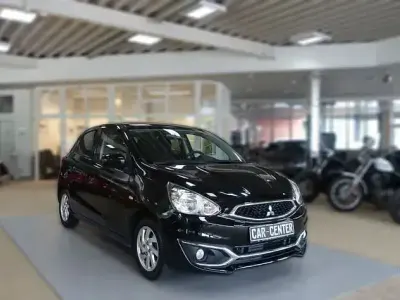 Gebraucht Mitsubishi Space Star Intro Edition 71 PS (52 kW) 2016 Pyrenees black (metallic) Kleinwagen