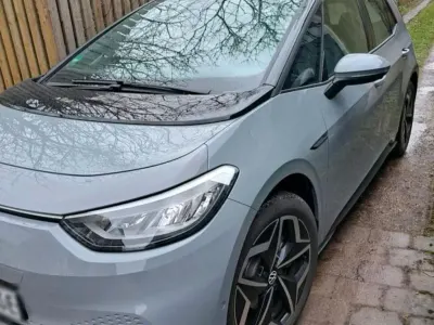 Gebraucht VW ID.3 Pro Performance 150 kW (204 PS) 2023 Grau Kleinwagen