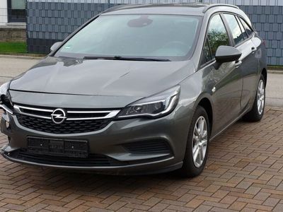 gebraucht Opel Astra Sports Tourer Edition 8Fach Bereift