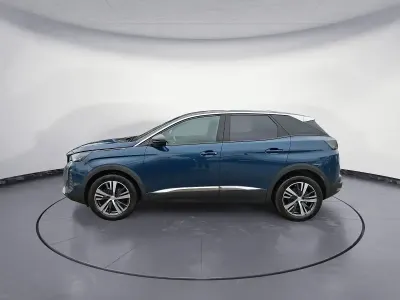 Gebraucht Peugeot 3008 Allure 131 PS (96 kW) 2023 Blau SUV