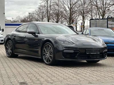 Porsche Panamera 4