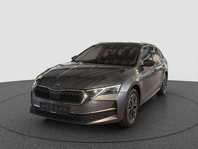 Graphitegrau metallic Gebraucht 2025 Skoda Octavia Tour Kombi | 37.790 €