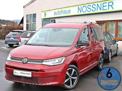 Rot Gebraucht 2022 VW Caddy Style Van / Kleinbus | 27.990 € (Guter Preis)