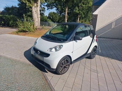 Weiß Gebraucht 2012 Smart ForTwo Coupé Coupé | 3.900 € (Fairer Preis)