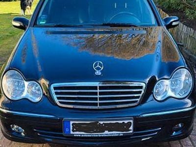 Gebraucht Mercedes C230 Avantgarde 204 PS (150 kW) 2006 Schwarz Limousine