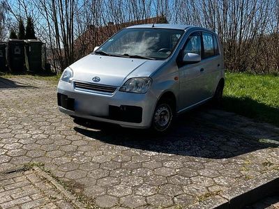 Gebraucht Daihatsu Cuore 58 PS (42 kW) 2003 Grau Kleinwagen