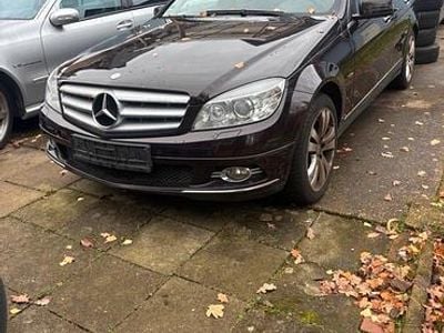 Mercedes C200