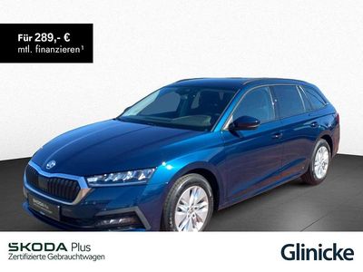 Lavablau metallic Gebraucht 2022 Skoda Octavia Ambition Kombi | 24.433 € (Fairer Preis)