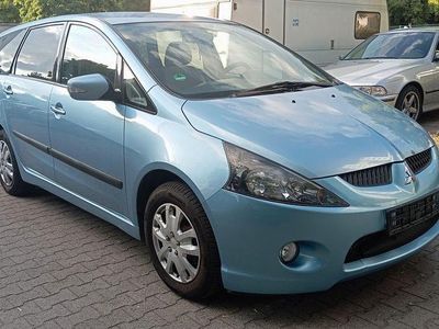 Mitsubishi Grandis