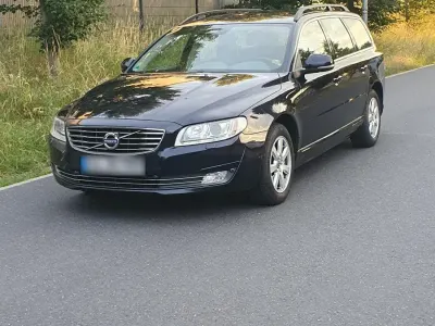 Gebraucht Volvo V70 150 PS (110 kW) 2015 Blau Kombi