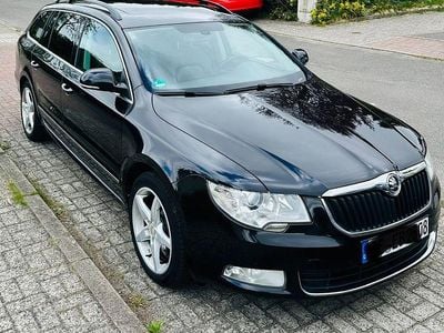 Usata Skoda Superb Elegance 260 CV (191 kW) 2010 Nero Station wagon