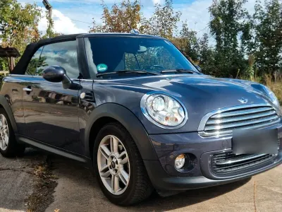 Gebraucht Mini Cooper Cabriolet 122 PS (89 kW) 2012 Grau Cabrio